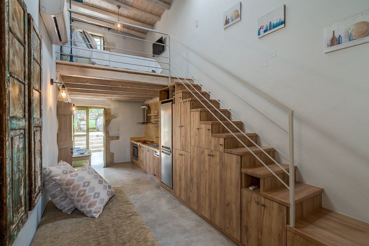 Traditional Stonebuilt Villa Leonanto, Only 5 Km From A Sandy Beach Kástellos Eksteriør billede