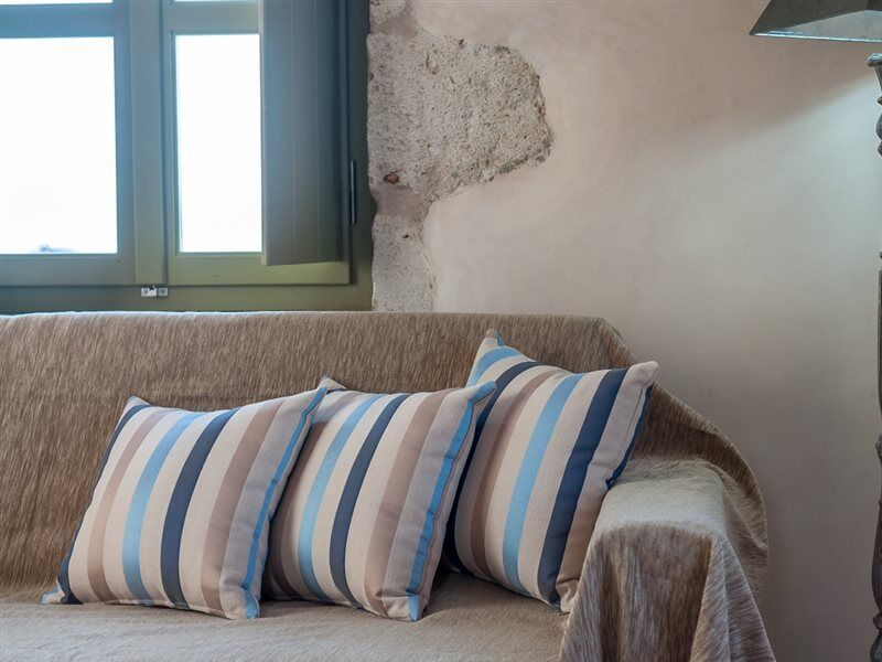 Traditional Stonebuilt Villa Leonanto, Only 5 Km From A Sandy Beach Kástellos Eksteriør billede