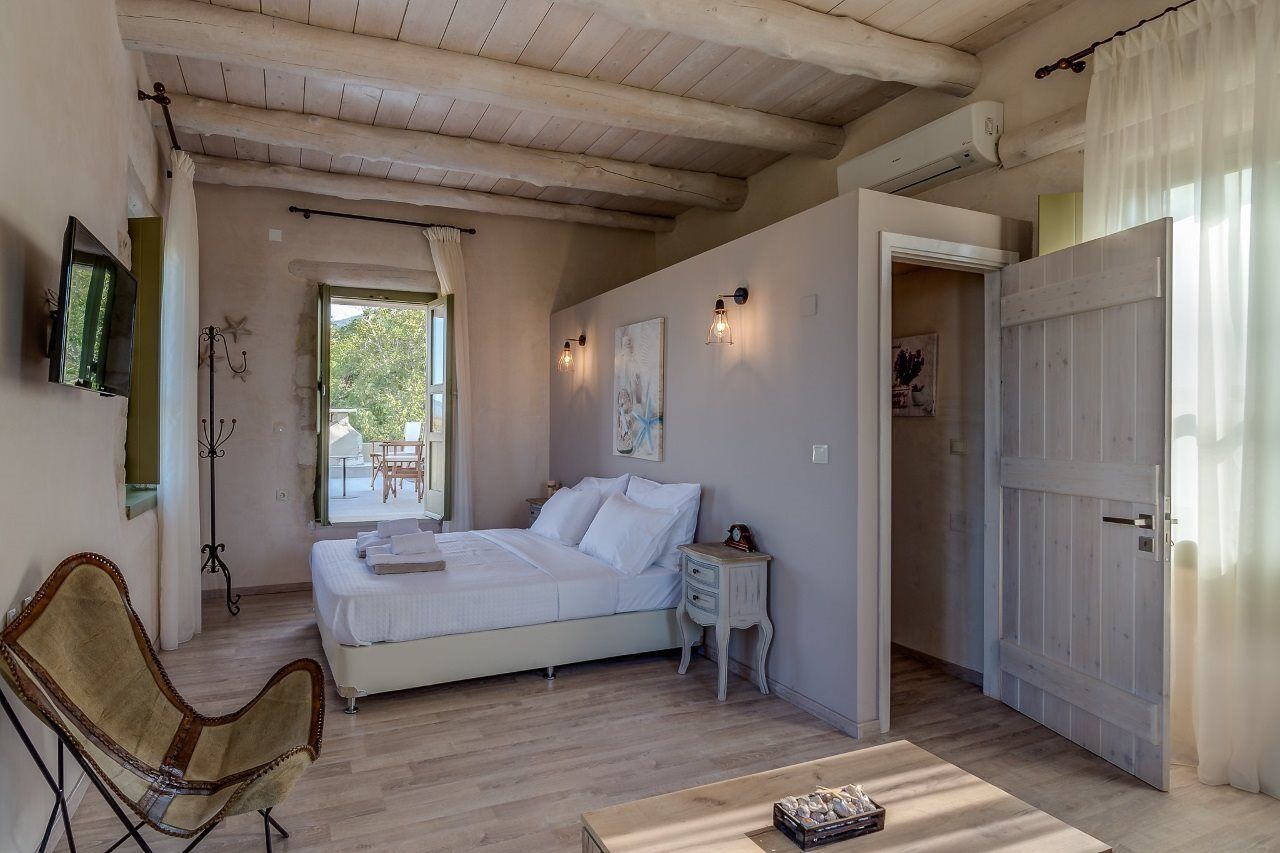 Traditional Stonebuilt Villa Leonanto, Only 5 Km From A Sandy Beach Kástellos Eksteriør billede