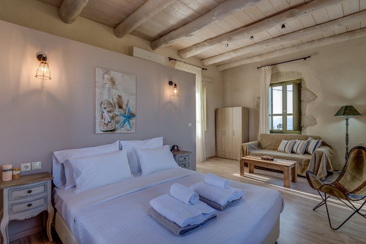 Traditional Stonebuilt Villa Leonanto, Only 5 Km From A Sandy Beach Kástellos Eksteriør billede
